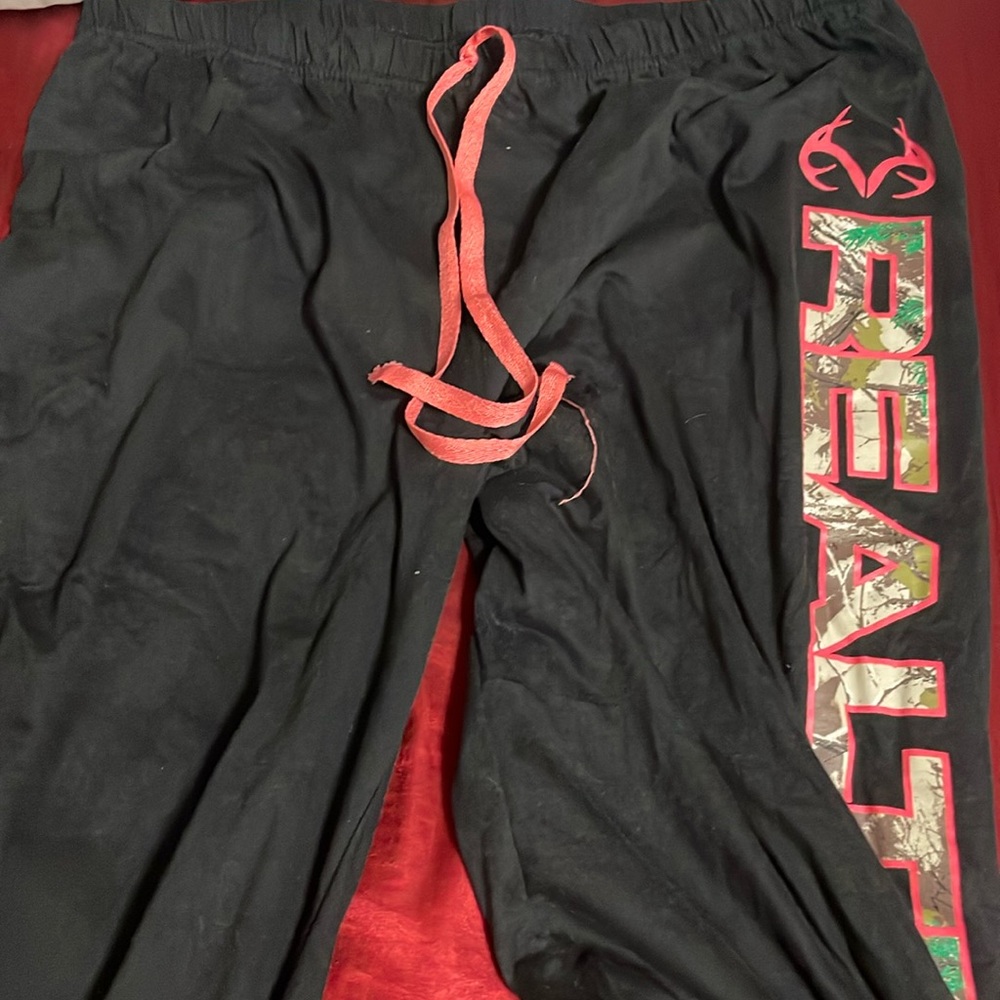 I am selling real tree pajama or lounge pants don’t wear them anymore